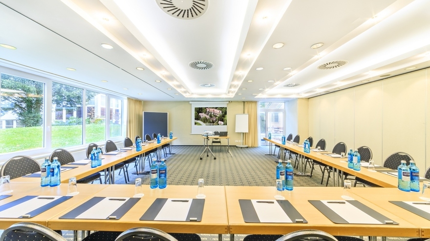 Tagungsraum Salon I relexa Waldhotel Schatten Tagungsraum Salon I relexa Waldhotel Schatten